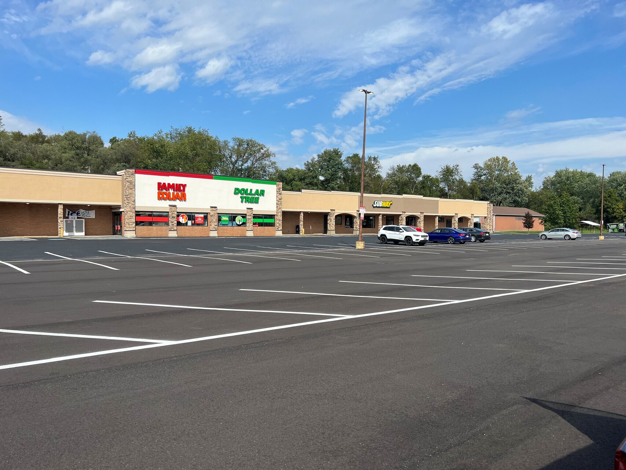 8648 Waynesburg Dr SE, Waynesburg, OH for lease Building Photo- Image 1 of 6