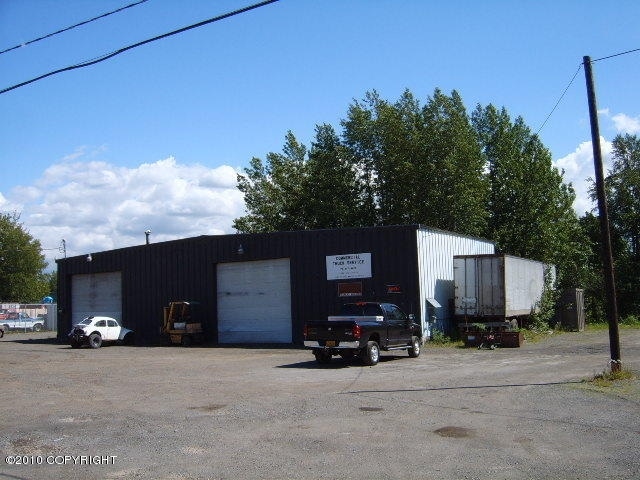 2014 N Post Rd, Anchorage, AK for lease - Primary Photo - Image 2 of 27