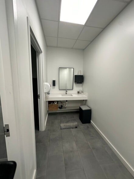 11201 Reston Station Blvd, Reston, VA for lease - Interior Photo - Image 2 of 90