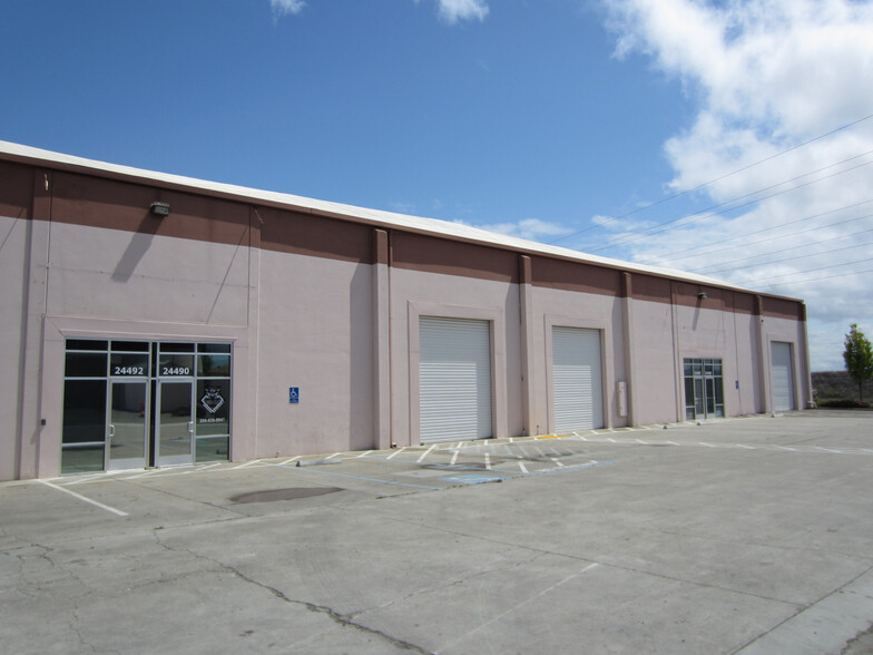 24486-24508 S MacArthur Dr, Tracy, CA for lease - Building Photo - Image 1 of 3