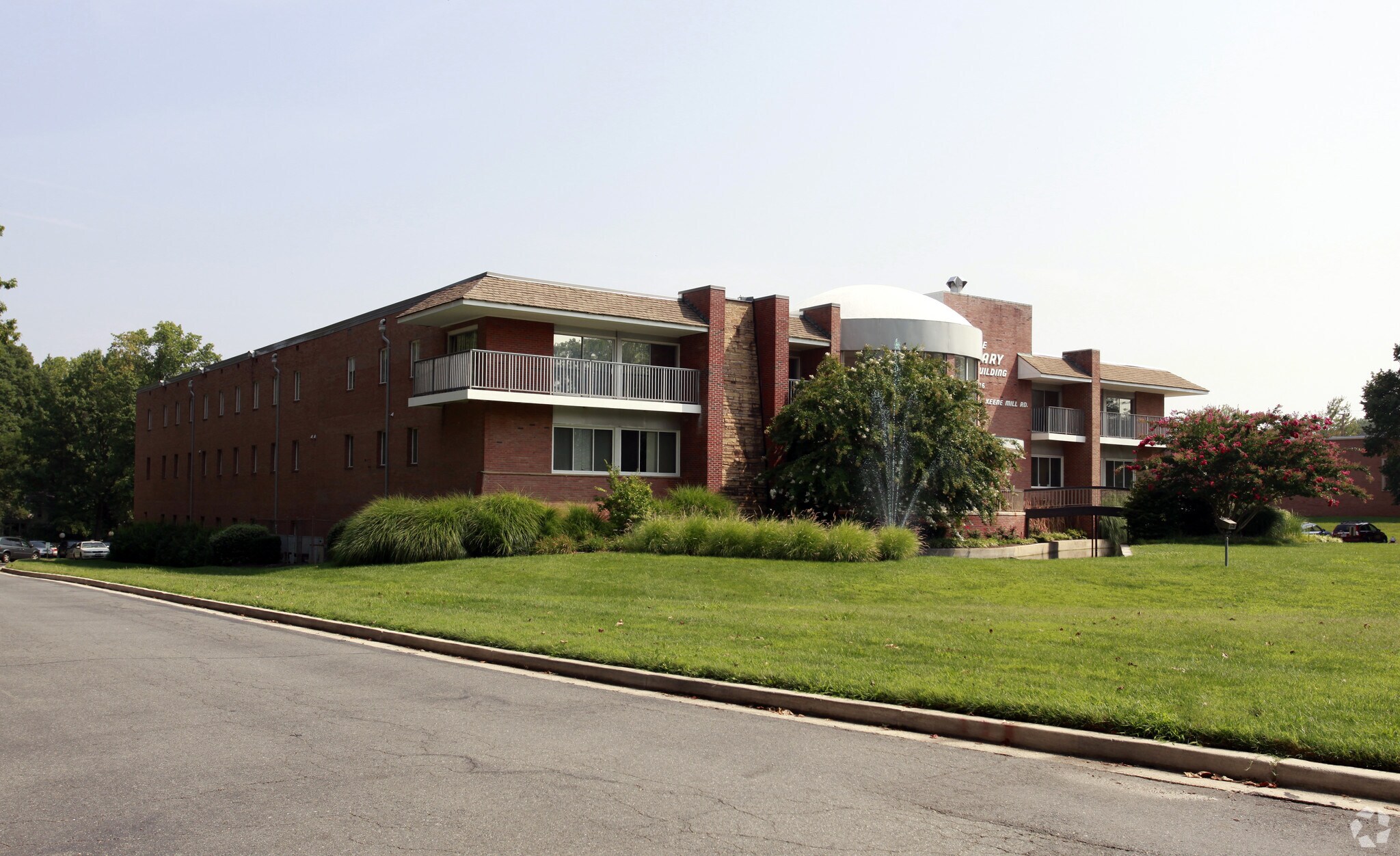 8136 Old Keene Mill Rd, Springfield, VA 22152 Cary Professional Center