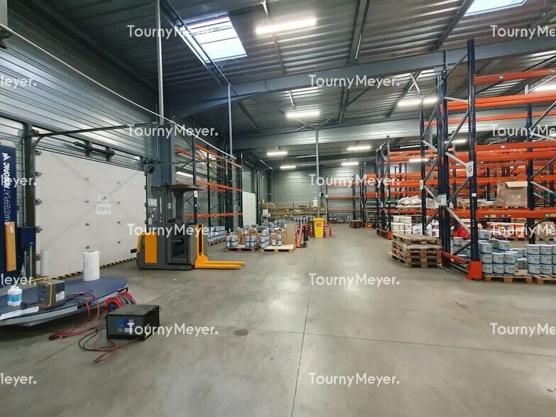 Office in Canéjan for lease - Interior Photo - Image 2 of 7