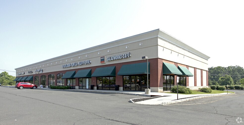 30 Falcon Rd, Hillsborough, NJ 08844