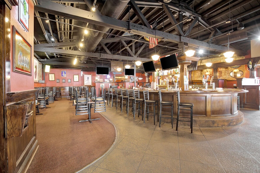 66 Sandusky St, Delaware, OH for sale - Building Photo - Image 2 of 23