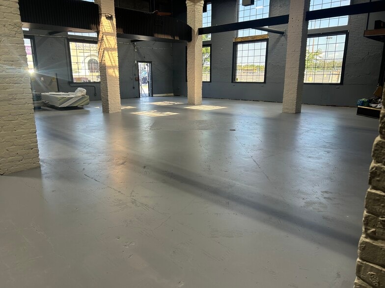 4501 Woodhaven Rd, Philadelphia, PA for sale - Building Photo - Image 3 of 9