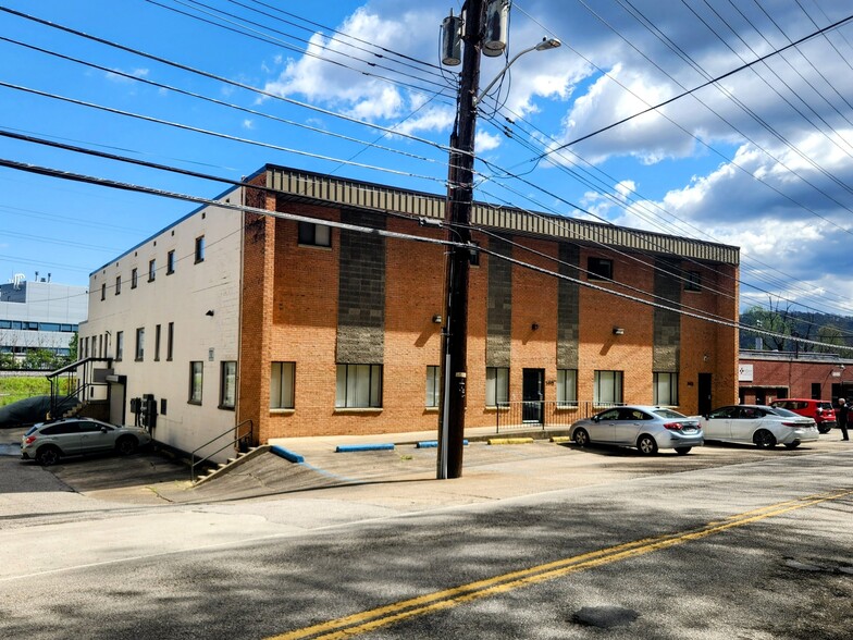 3412 Chesterfield Ave, Charleston, WV for lease - Building Photo - Image 1 of 6