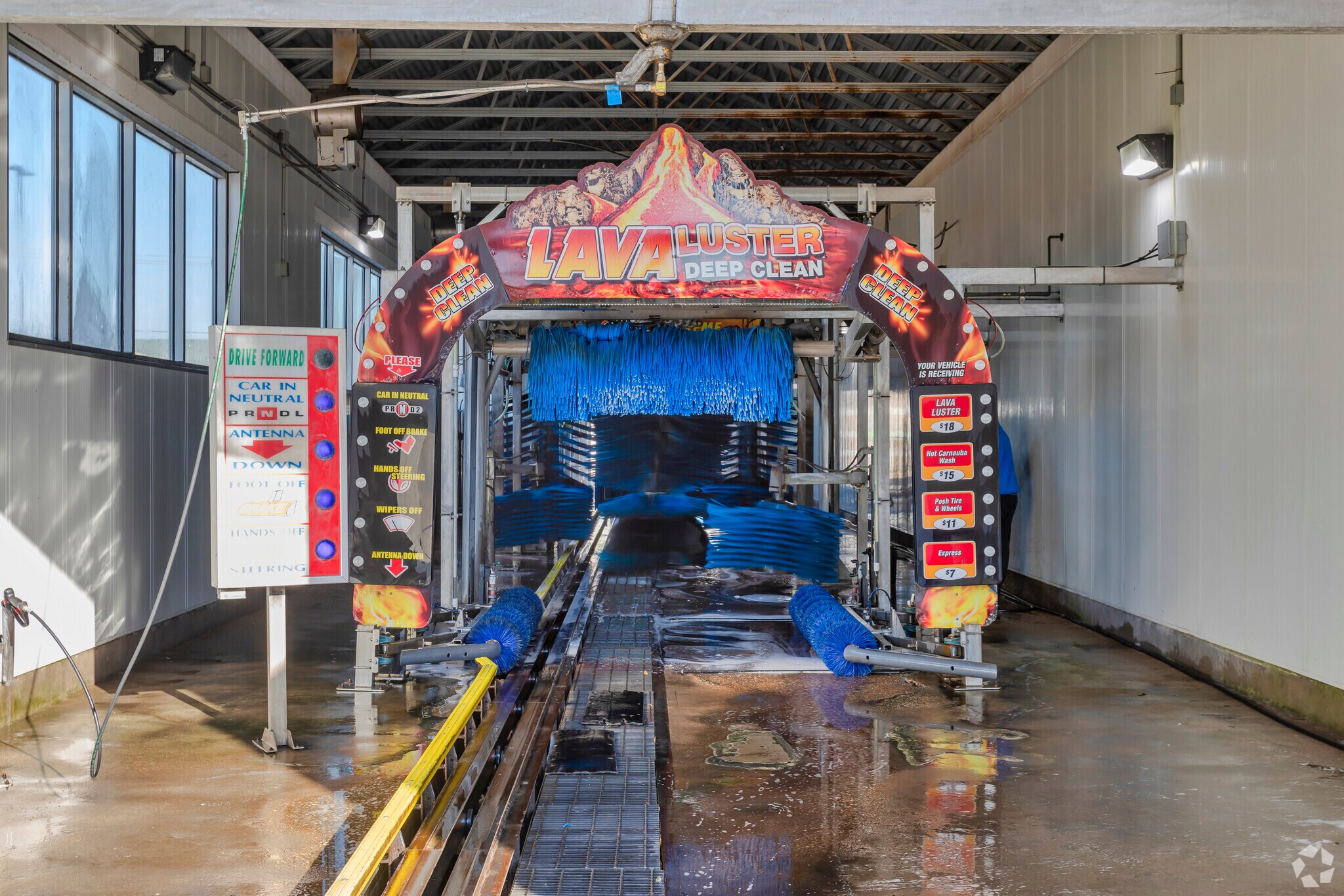 7090 Highway 78 N, Sachse, TX 75048 Posh Express Wash