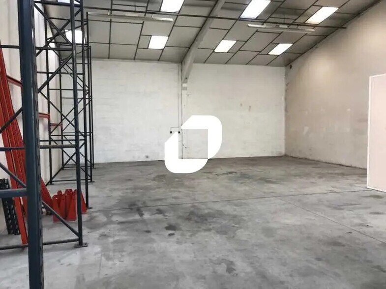 Office in SAINT-OUEN-L'AUMONE for lease - Building Photo - Image 2 of 50