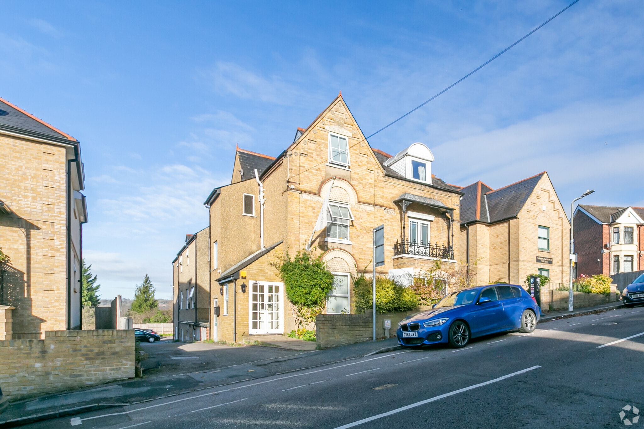 17 Priory Rd, High Wycombe for sale Primary Photo- Image 1 of 1