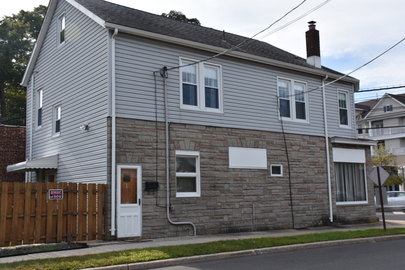 172 Rochelle Ave, Rochelle Park, NJ 07662