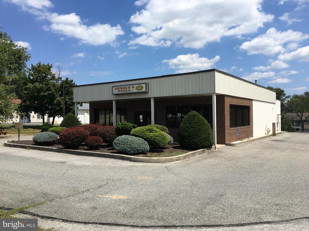 229 S Main St, Manchester, PA 17345