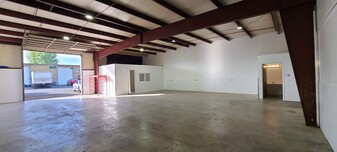 3399 Hawthorne Ave NE, Salem OR - Warehouse