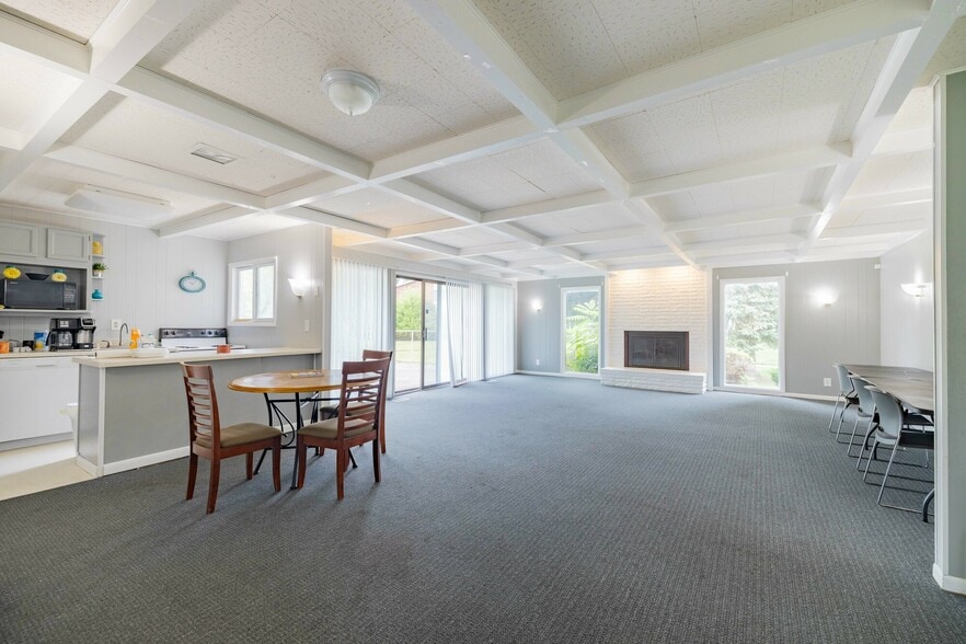 3651 Balfour Ct, Flint, MI for sale - Building Photo - Image 2 of 49