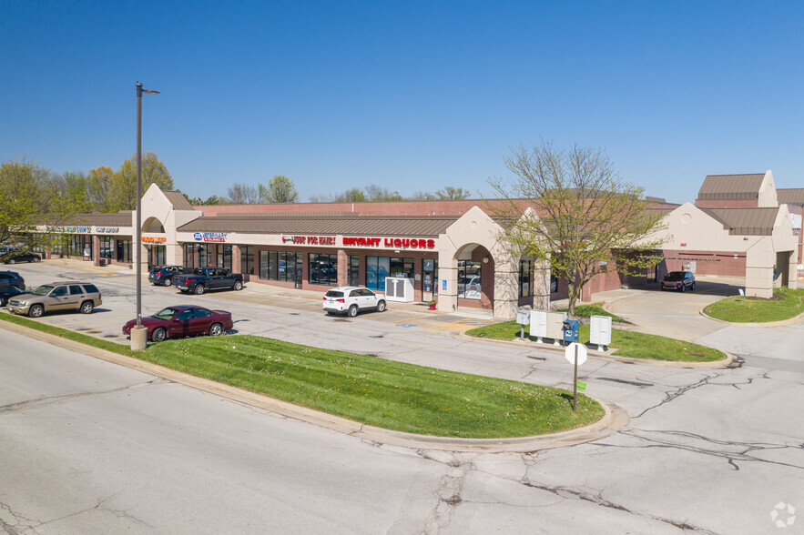 11740 W 135th St, Overland Park, KS for lease - Building Photo - Image 2 of 4