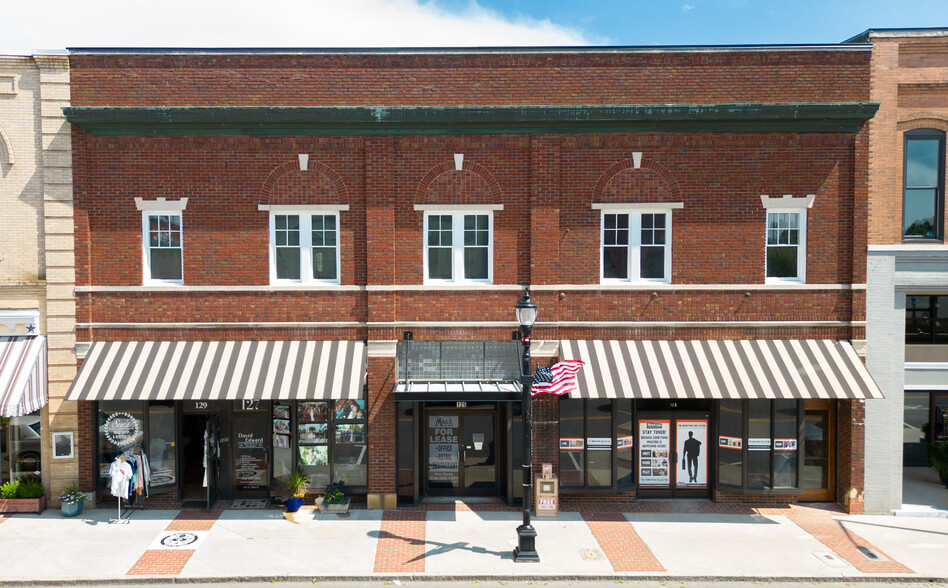 121-129 N Main St, Mooresville, NC for lease - Building Photo - Image 1 of 51