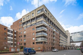 More details for 2 Rue Du Docteur Lombard, Issy-les-Moulineaux - Office for Lease