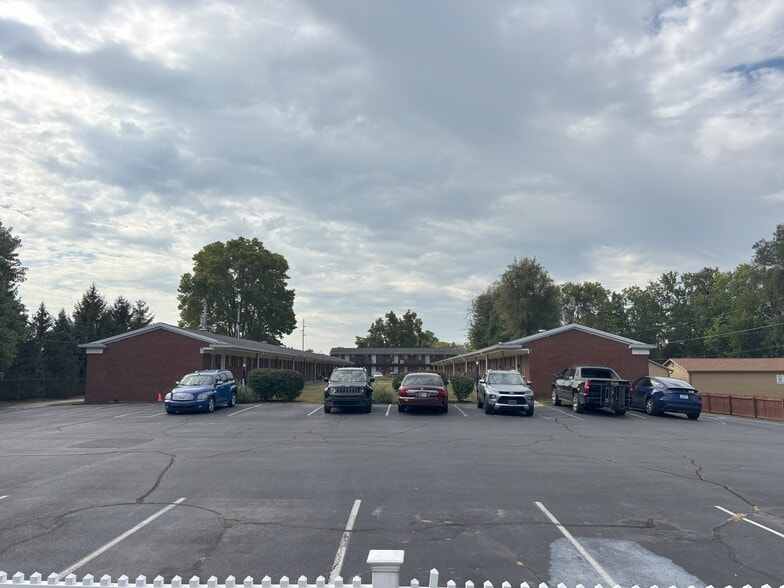 5125 W 10th St, Indianapolis, IN for sale - Building Photo - Image 2 of 18