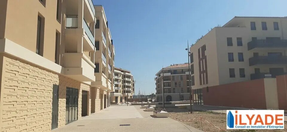 Retail in Aix-en-Provence for sale - Building Photo - Image 3 of 7