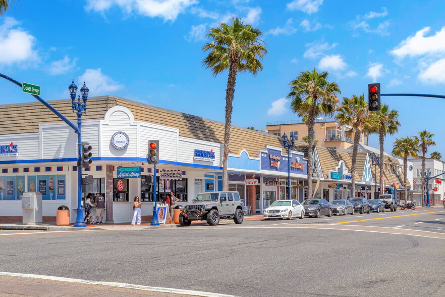 210-216 N Coast Hwy, Oceanside, CA for lease - Building Photo - Image 3 of 30