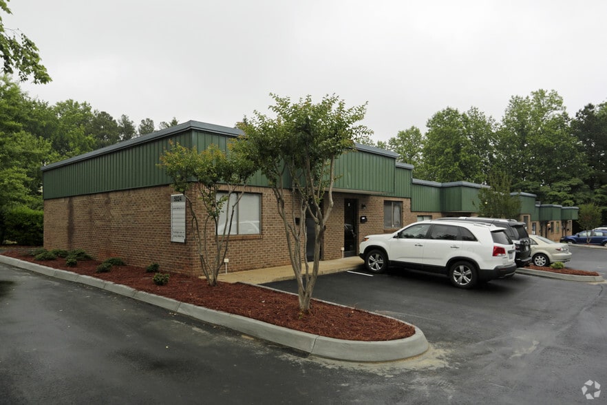 5024 Departure Dr, Raleigh, NC for lease - Primary Photo - Image 1 of 4