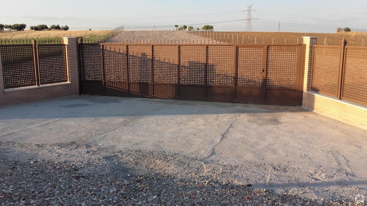 Land in Yuncos, Toledo for sale Primary Photo- Image 1 of 1