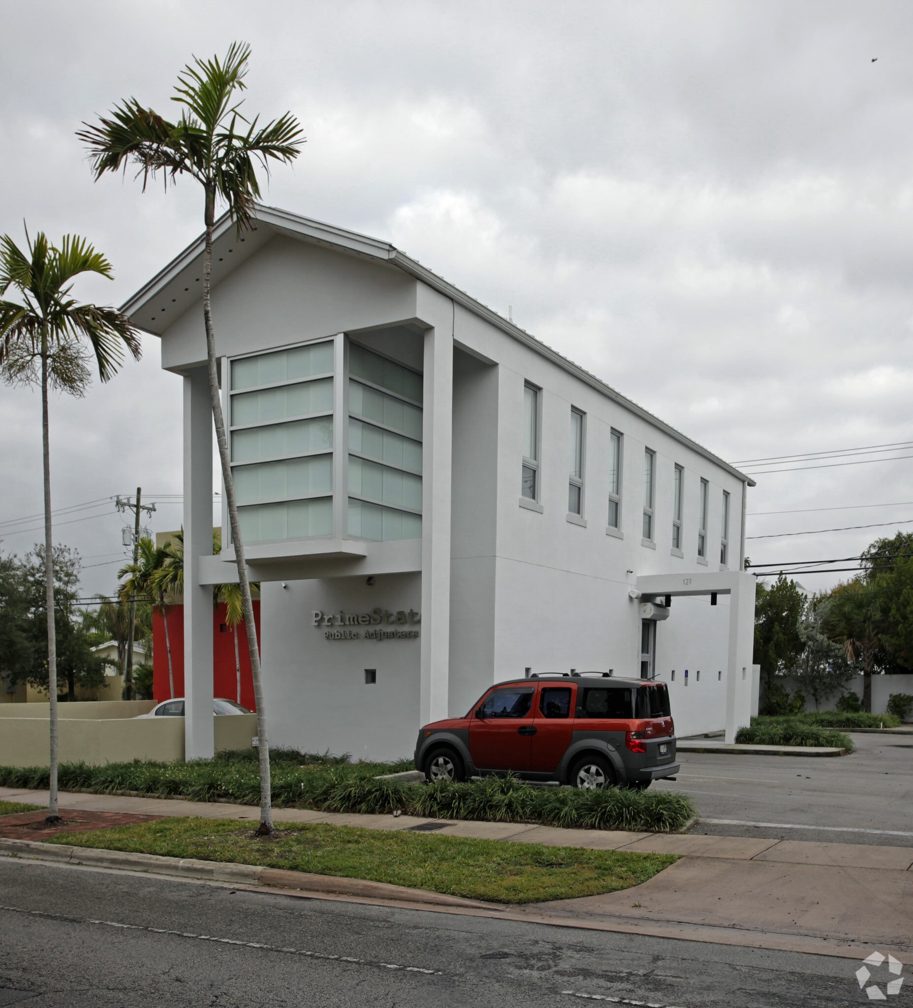 127 Grand Ave, Coconut Grove, FL for lease Primary Photo- Image 1 of 6