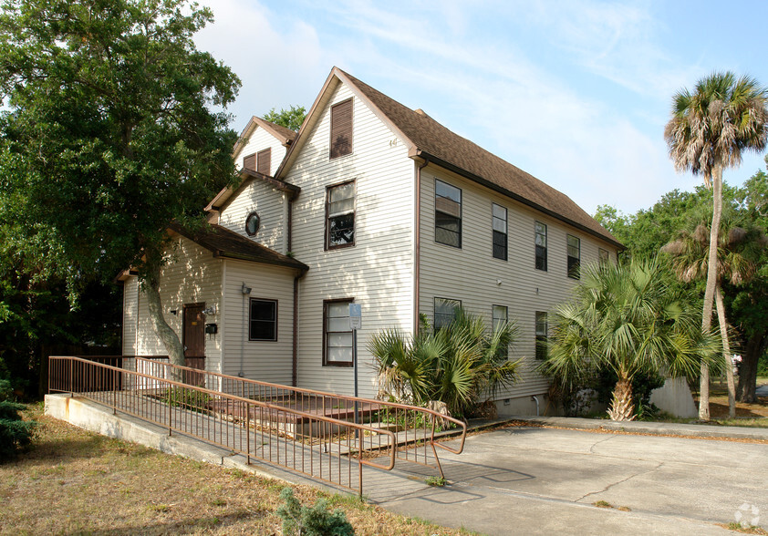 315 Live Oak Ave, Daytona Beach, FL for sale - Primary Photo - Image 1 of 5