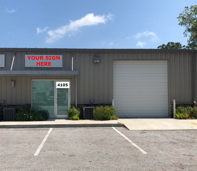 4105 SE Commerce Ave, Stuart, FL for lease - Building Photo - Image 1 of 2