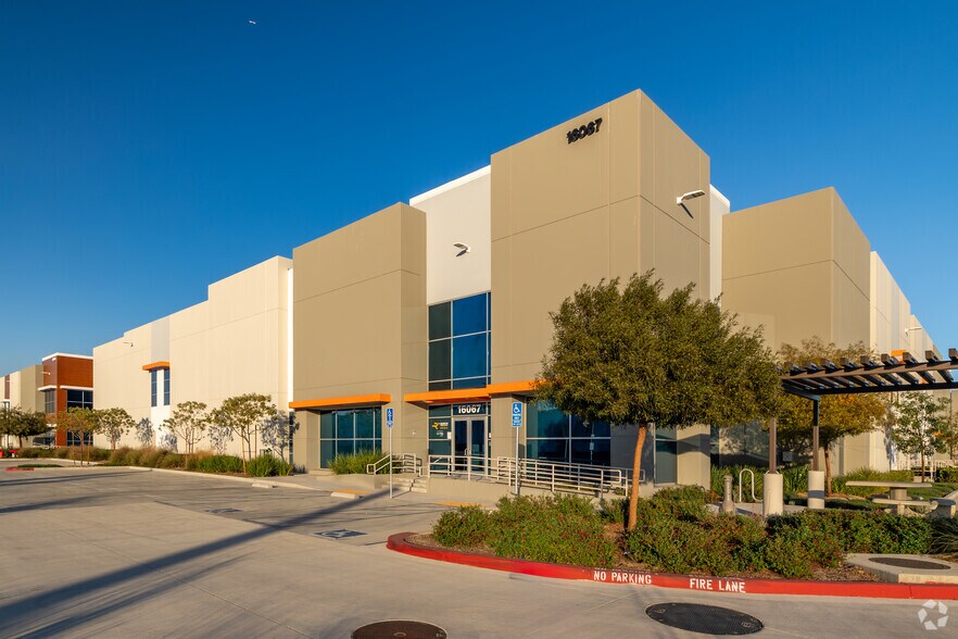 16067 Euclid Ave, Chino, CA for sale - Primary Photo - Image 1 of 1