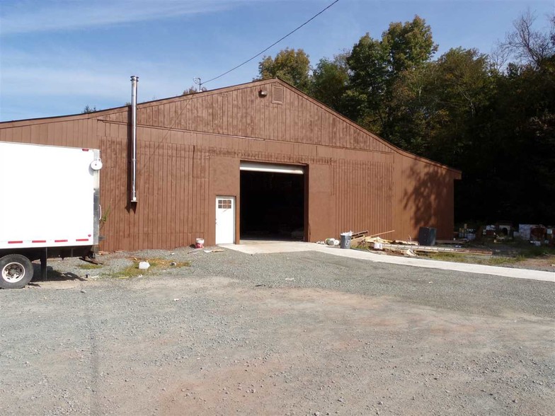 290 Jeffersonville North Branch Rd, Jeffersonville, NY for lease - Building Photo - Image 2 of 31