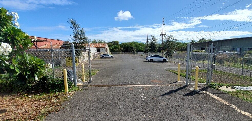 94-121 Leokane St, Waipahu, HI for lease - Other - Image 1 of 9