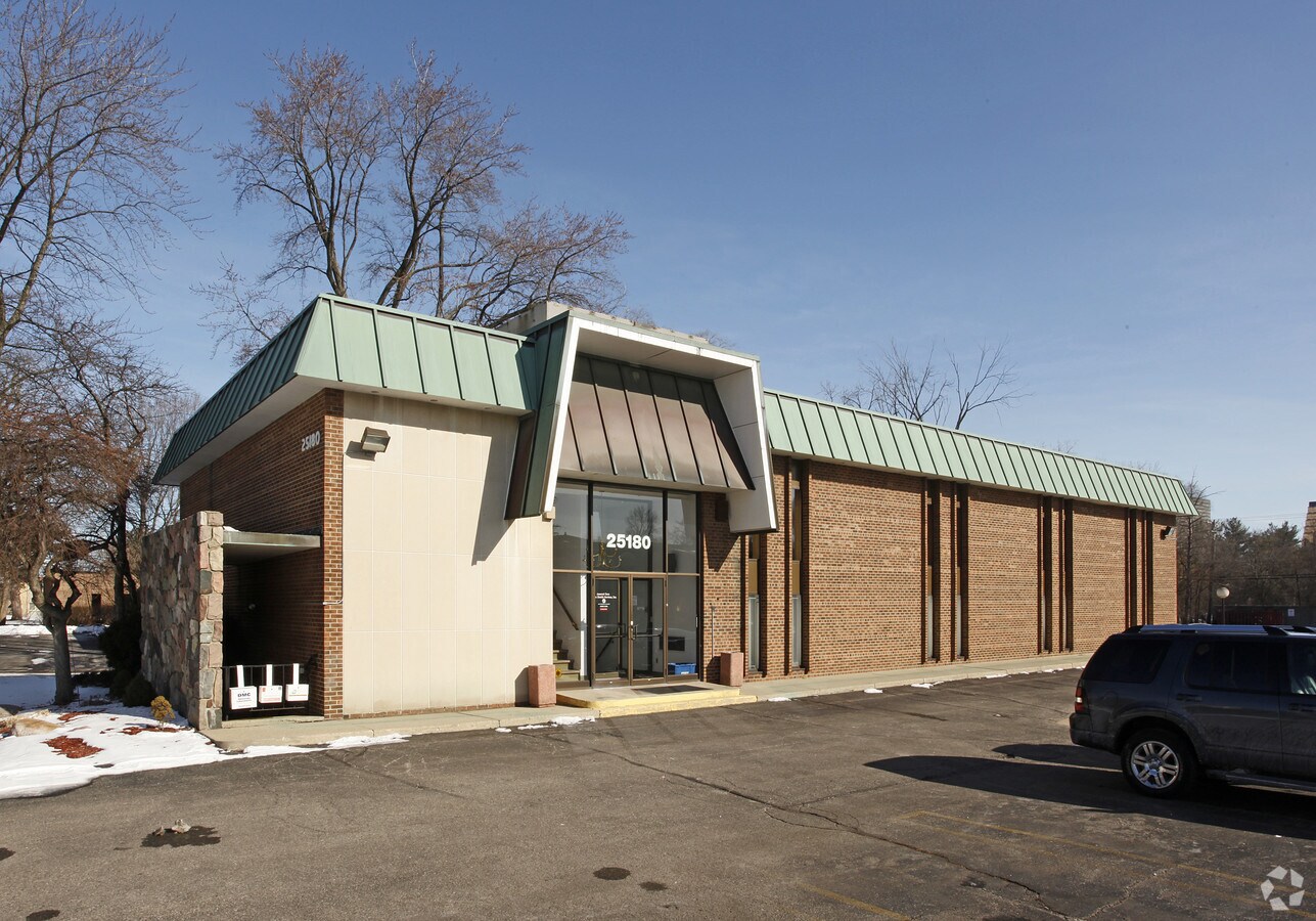 25180 Lahser Rd, Southfield, MI 48033 Lahser Professional Building