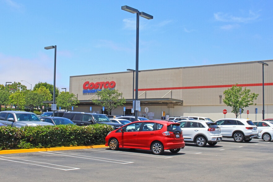 8001 Othello Ave, San Diego, CA for lease - Building Photo - Image 1 of 6