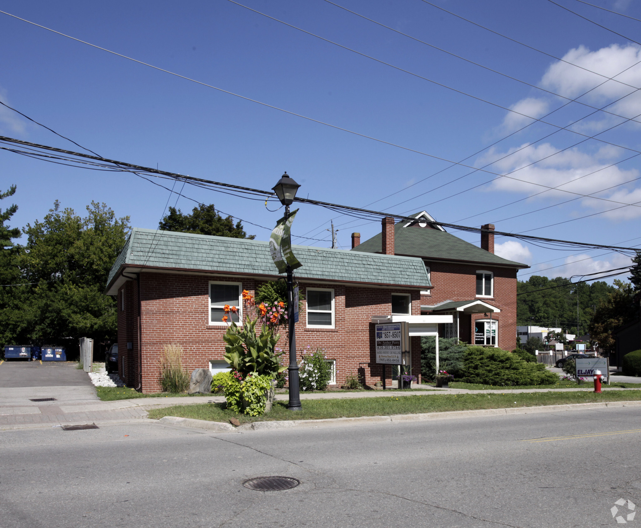 33 King St, Caledon, ON for lease Primary Photo- Image 1 of 3