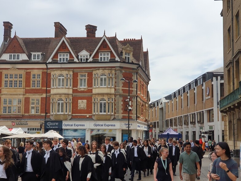 39-41. Petty Cury, Cambridge for lease - Building Photo - Image 1 of 2