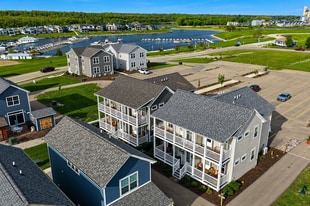 Canal Quarters at Heritage Harbor Resort - Motel