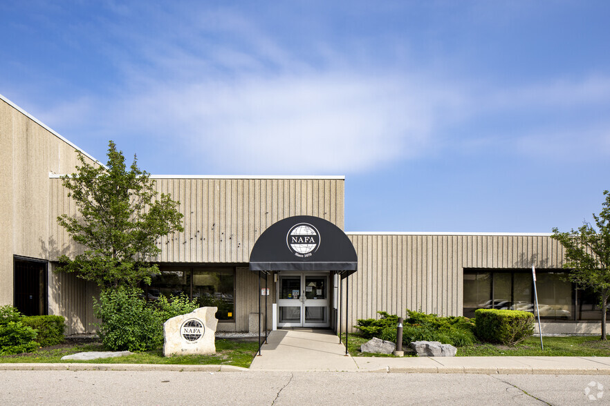 65 Skyway Ave, Toronto, ON for lease - Building Photo - Image 3 of 3