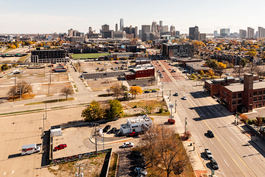 1900 Michigan Ave, Detroit, MI for sale - Building Photo - Image 2 of 4