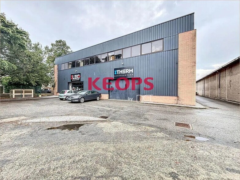 Flex in Toulouse for sale - Building Photo - Image 1 of 8
