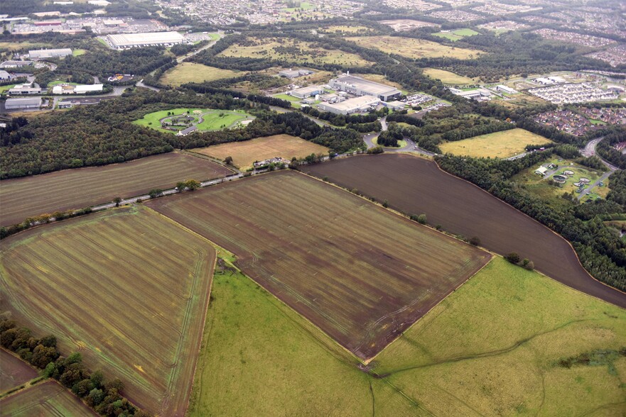 Almond North, Livingston for sale - Aerial - Image 2 of 5