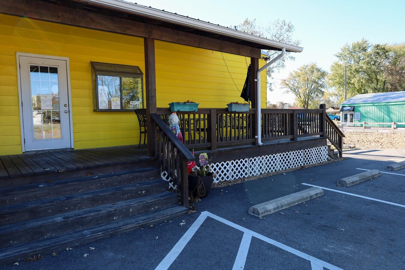 11861 MO94, Marthasville, MO 63357 Dutzow Deli