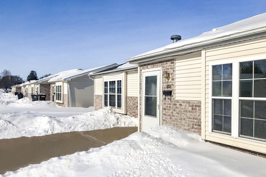 1311 Prospect Ave, Waterloo, IA 50703