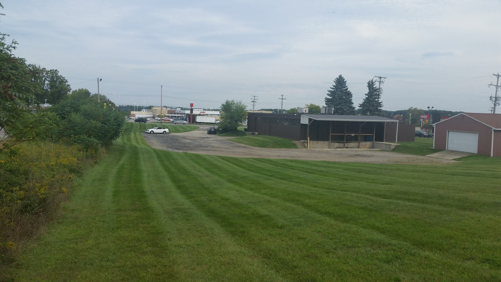 2588 Airport Rd, Jackson, MI 49201