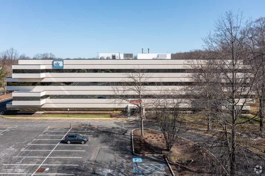 1 Independence Way, Princeton, NJ for lease - Building Photo - Image 2 of 5