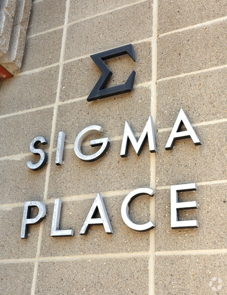 12120 106th Ave NW, Edmonton, AB for sale - Building Photo - Image 3 of 3