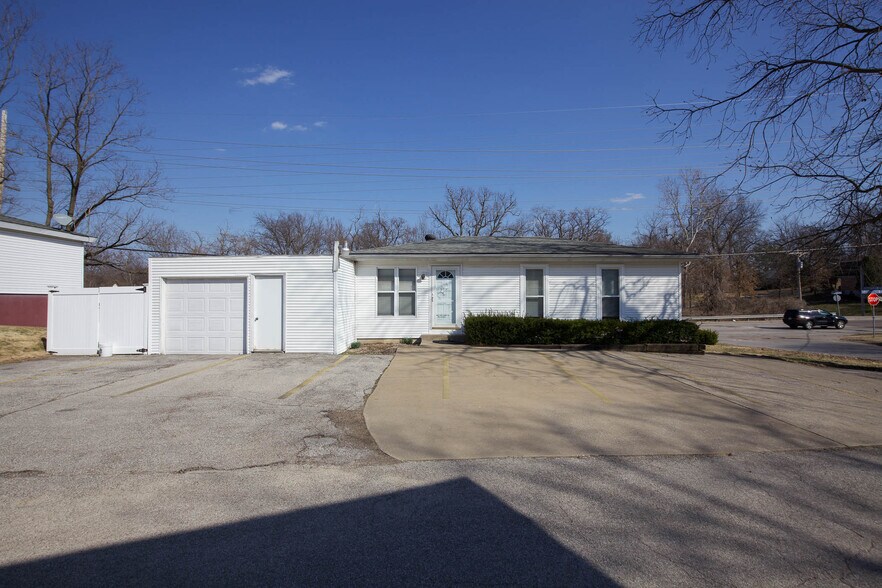 406 Jungermann Rd, Saint Peters, MO 63376