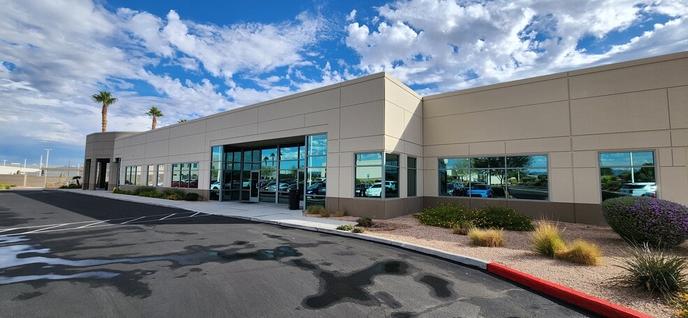 6870 Bermuda Rd, Las Vegas, NV for lease - Building Photo - Image 3 of 28