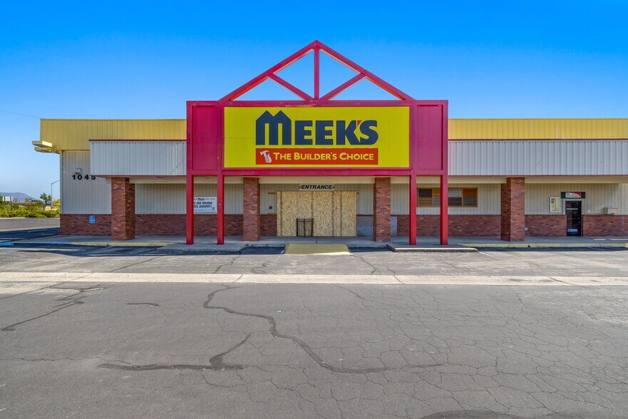 1045 Twin View Blvd portfolio of 2 properties for sale on LoopNet.com - Building Photo - Image 1 of 20