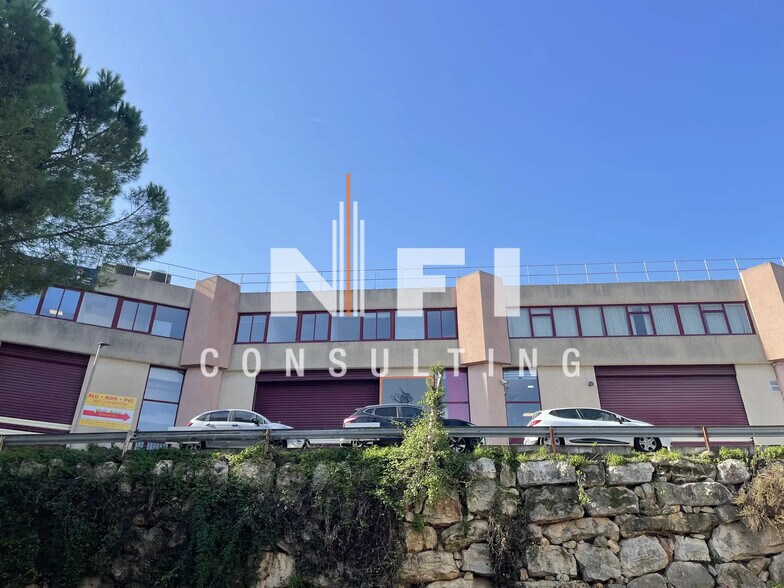 Flex in Vallauris for lease - Building Photo - Image 2 of 5