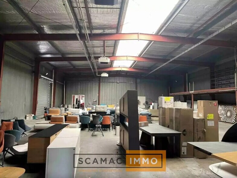 Industrial in Vitrolles for lease - Interior Photo - Image 3 of 5